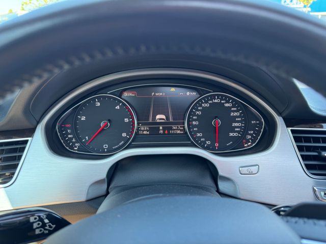 Fahrzeugabbildung Audi A8 3.0 TDI clean diesel quattro,21 Zoll Vollaust