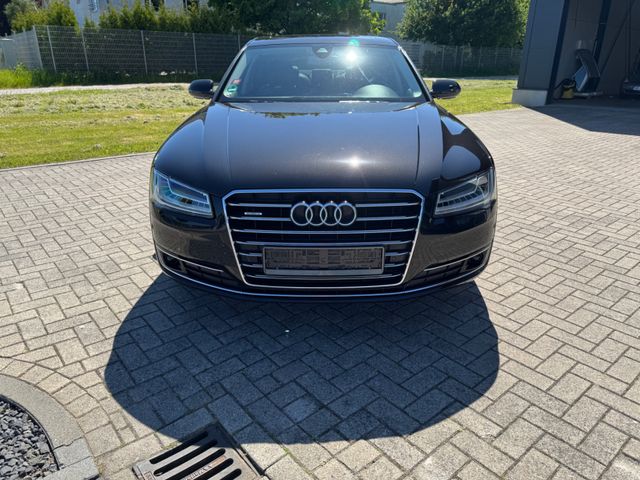 Fahrzeugabbildung Audi A8 3.0 TDI clean diesel quattro,21 Zoll Vollaust