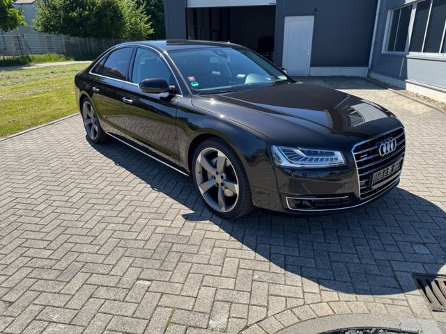 Fahrzeugabbildung Audi A8 3.0 TDI clean diesel quattro,21 Zoll Vollaust