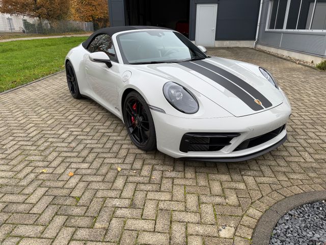 Fahrzeugabbildung Porsche 992 GTS Cabrio,Bose,Carbon,GTS Paket,Komfortzug.