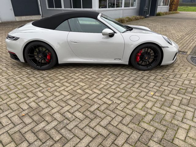 Fahrzeugabbildung Porsche 992 GTS Cabrio,Bose,Carbon,GTS Paket,Komfortzug.
