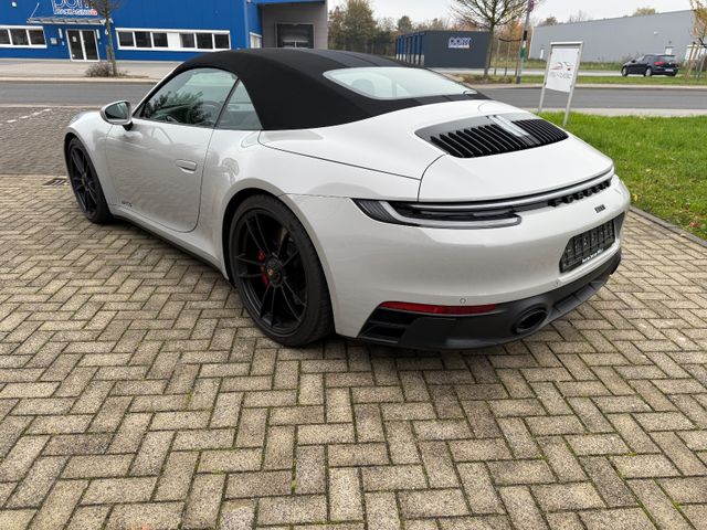 Fahrzeugabbildung Porsche 992 GTS Cabrio,Bose,Carbon,GTS Paket,Komfortzug.